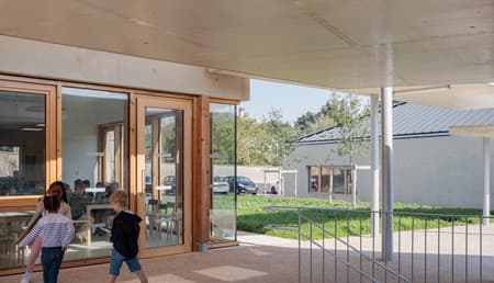 Claudine Hermann School 